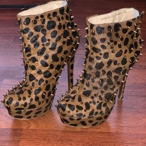Spike platform heels
